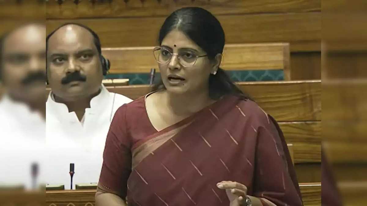 टोल प्लाजा पर अवैध वसूली का अनुप्रिया पटेल ने उठाया था मुद्दा, मंत्री नंदी बोले- आरोप निराधार